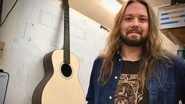 Jonatan Boes, elev på Musikinstrumentakademien