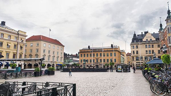 Stora torget i Linköping för Folkuniversitetet