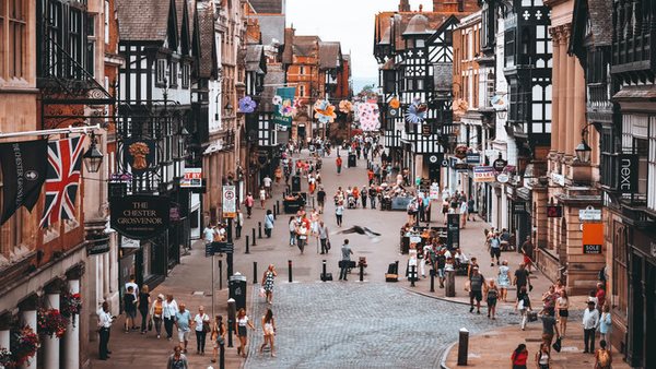 läs engelska i chester med internationella skolorna