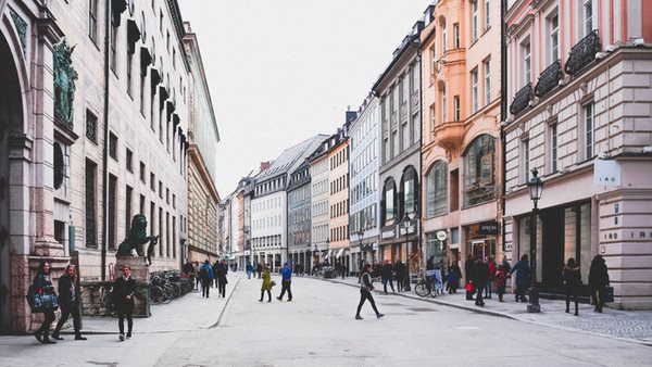 läs tyska i munchen på språkkurs med internationella skolorna