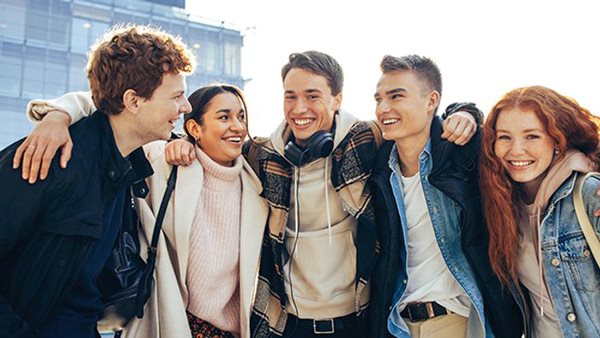 Elever från Folkuniversitetets gymnasium på Kungsgatan i Trollhättan