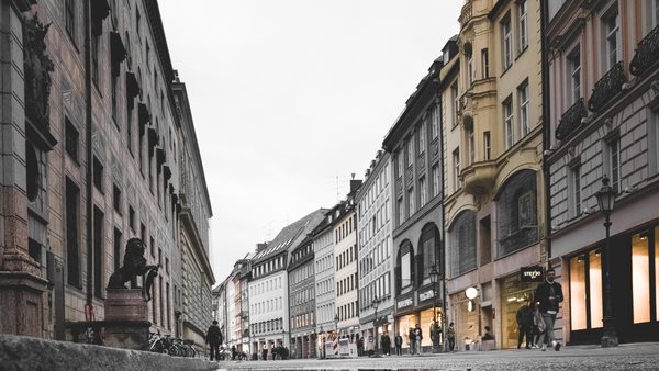 hitta språkresor för vuxna till munchen tyskland och läs tyska på plats